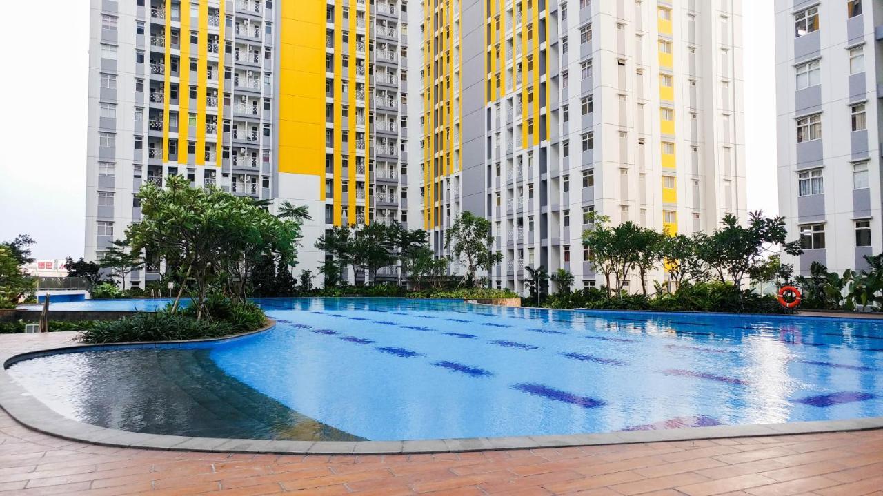 Simply Minimalist 2Br The Springlake Summarecon Apartment By Travelio Bekasi Extérieur photo